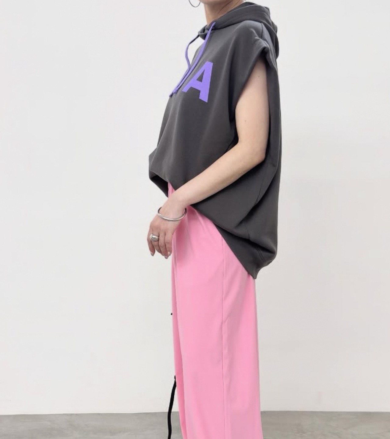 NUS ワンポイントフーディベスト 610-35010