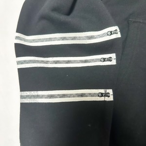 UNFINISHEDBONEパーカー24047