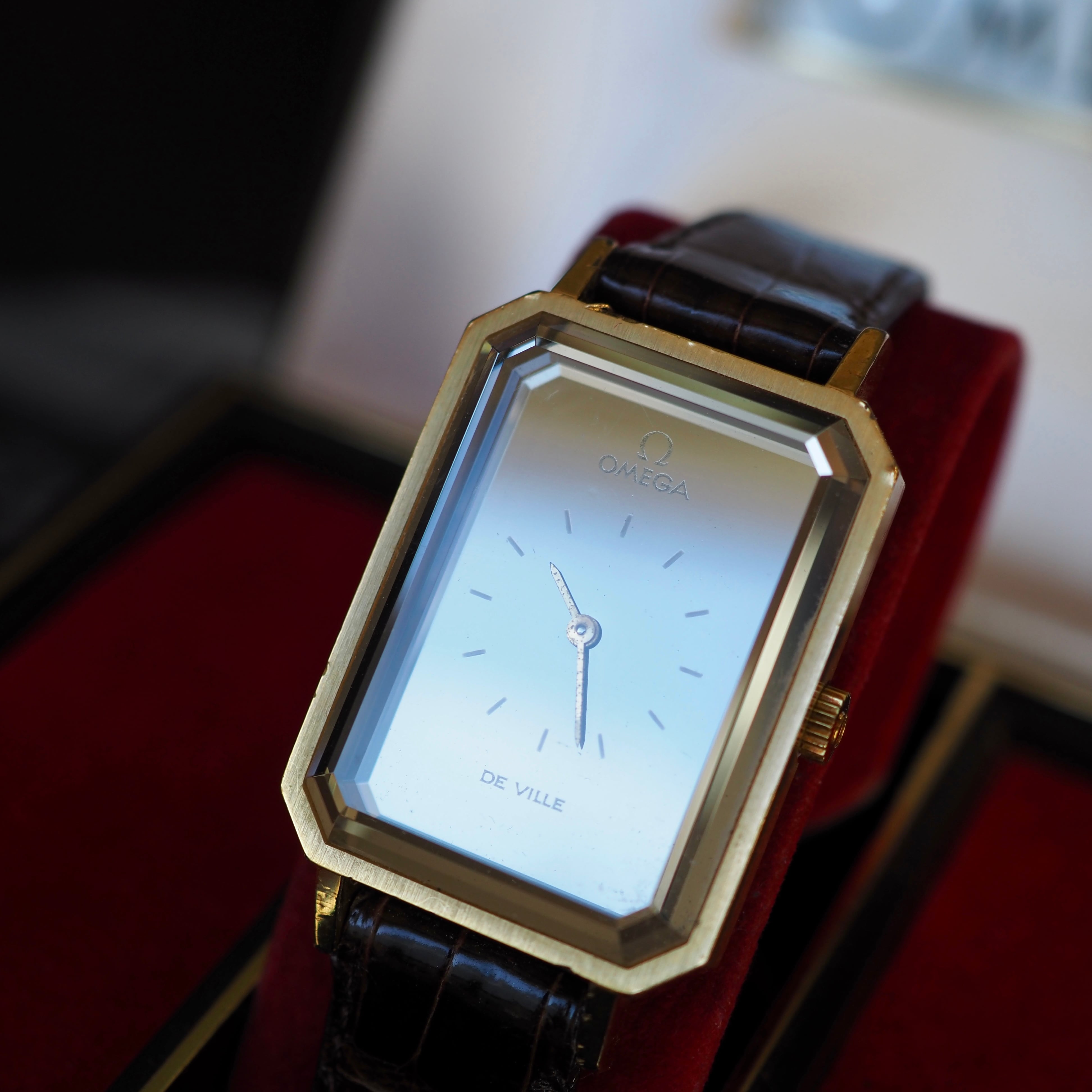 超希少 OMEGA グリマデザイン ミラー文字盤 エメラルドライン ドレス 超希少 OMEGA グリマデザイン ミラー文字盤 エメラルドライン ドレス