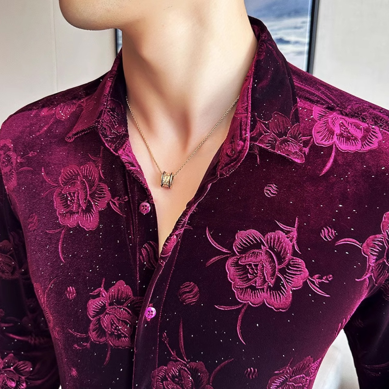 韓国スタイルにインスパイアされたゴールドベルベット素材のシャツ　SH037