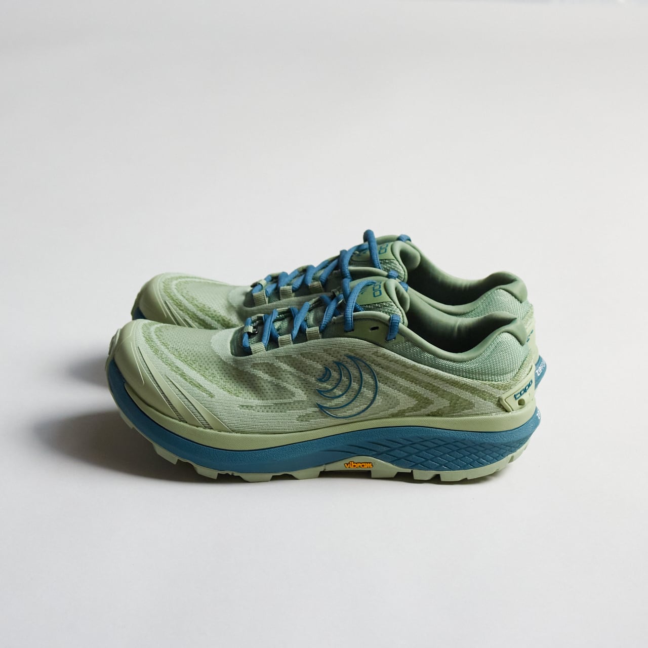 Topo Athletic(トポ アスレチック)PURSUIT 2 -Sage/Blue(WOMEN)   ウィメンズトレイルランニング シューズ