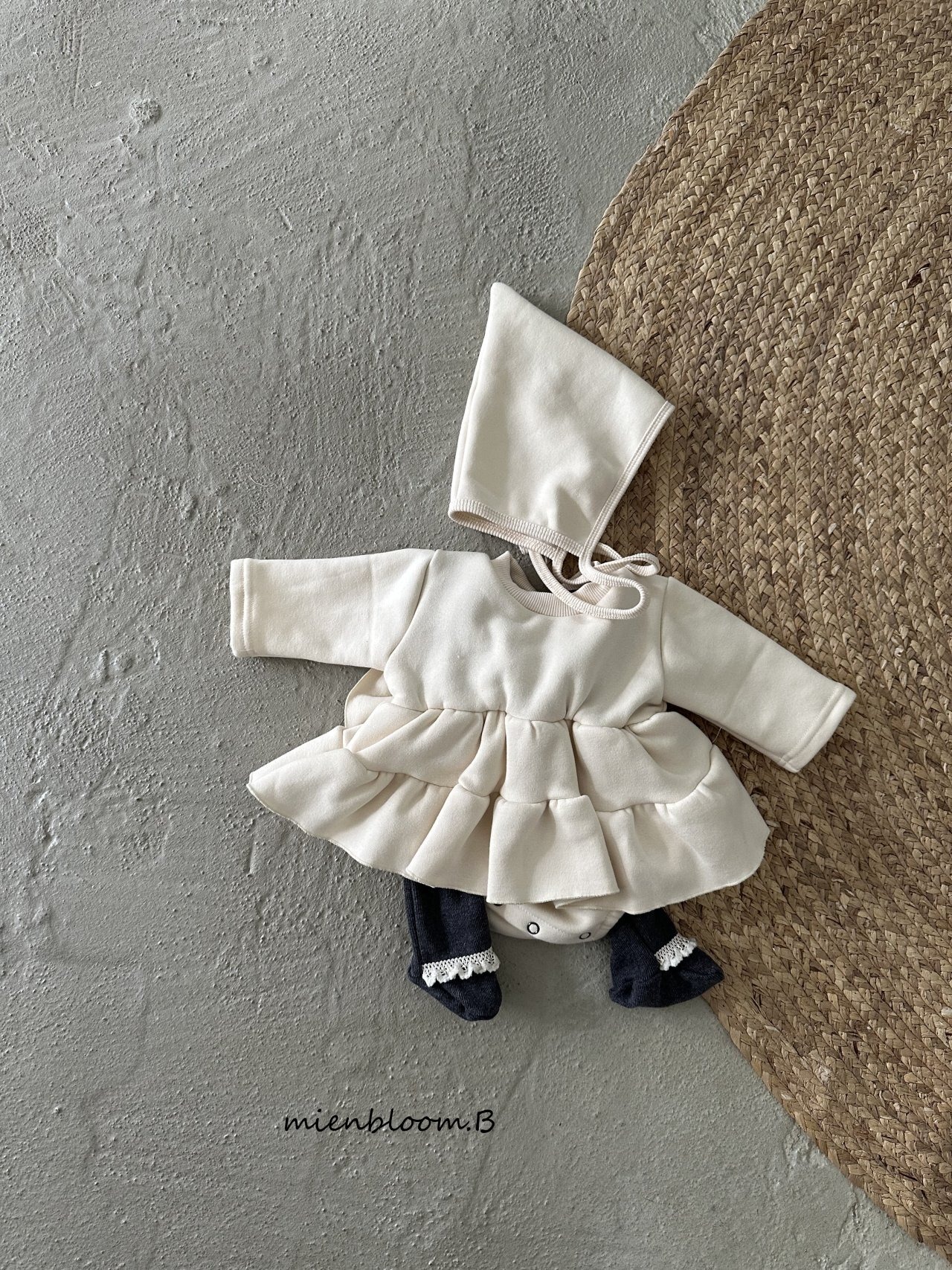 mien bloom B［取寄］chacha suit (bonnet set) 26winter