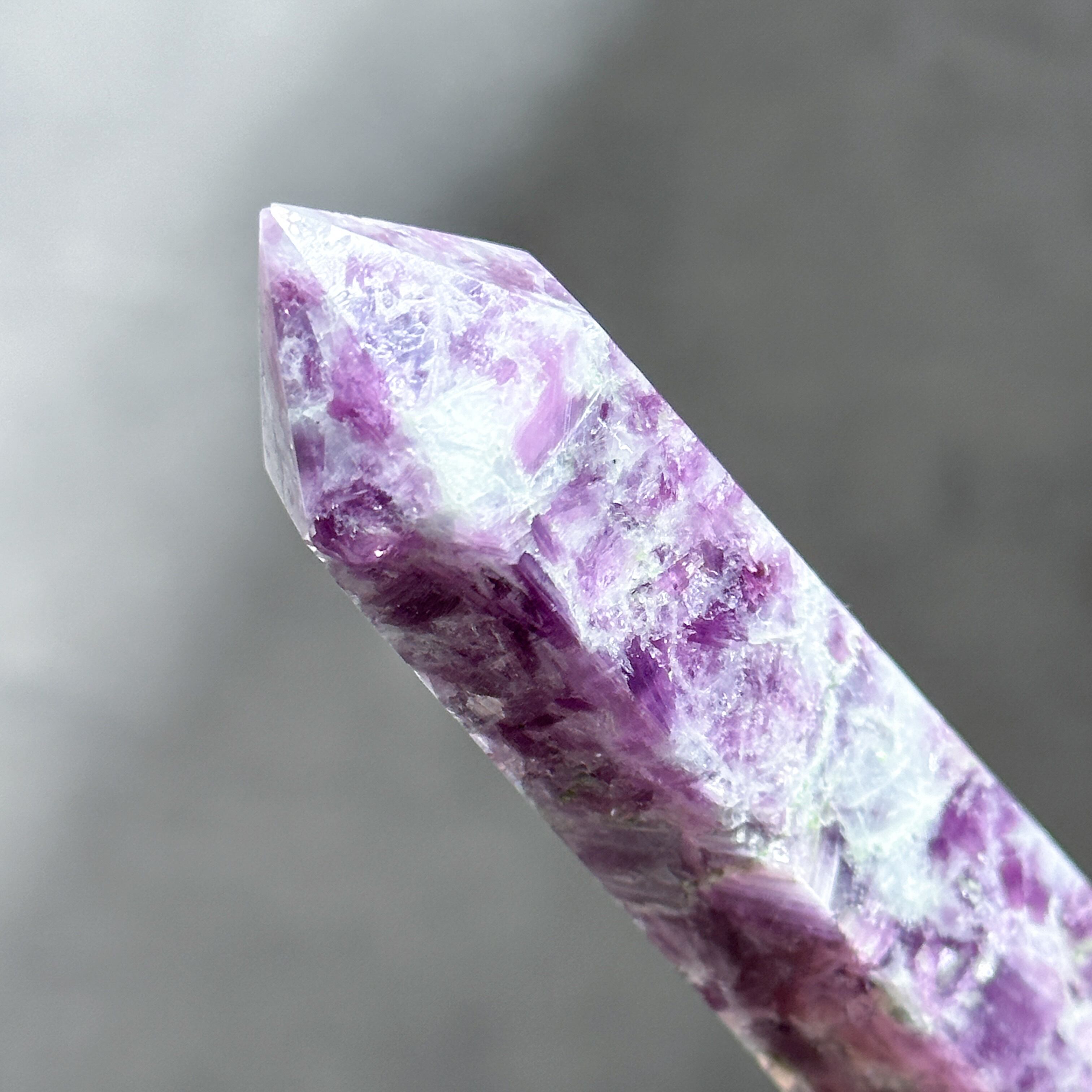 レピドライト タワー型74◇Lepidolite◇天然石・鉱物・パワーストーン