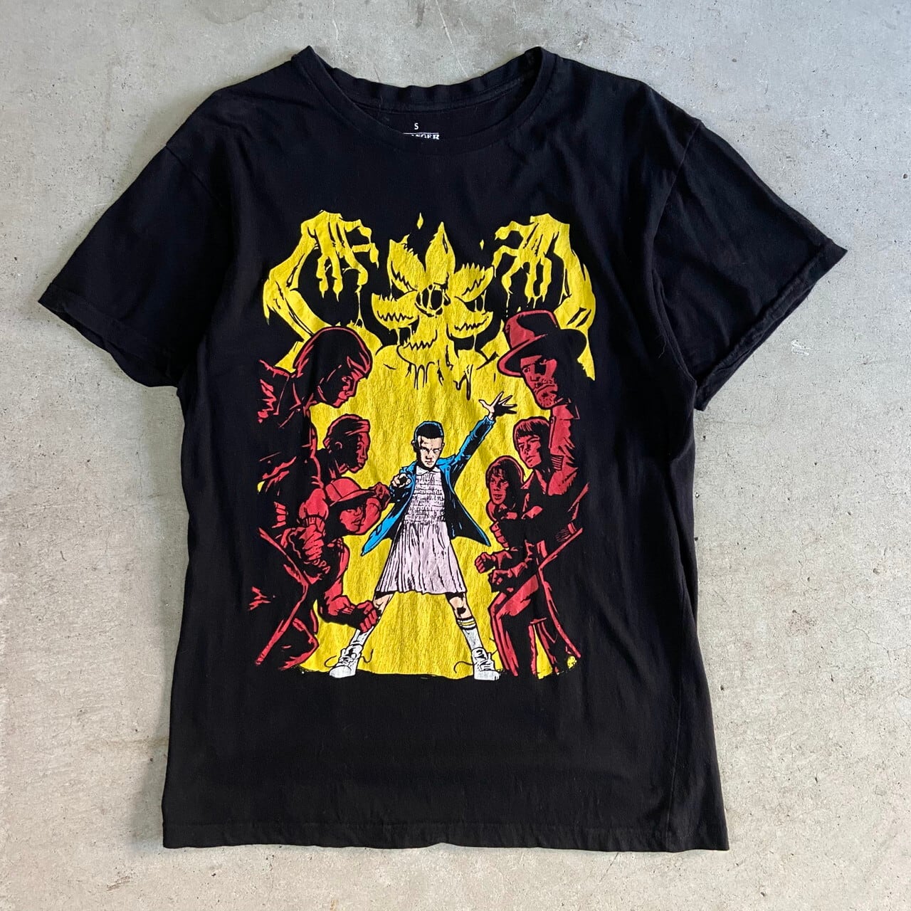 極希少　stranger things プリントTシャツ　ムービー　黒　XL