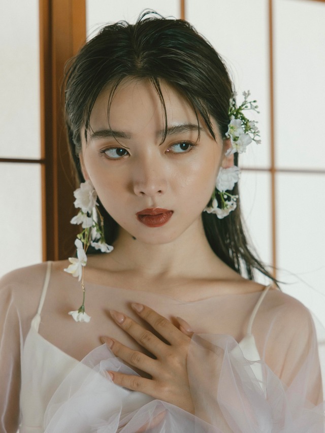 【9/2〜発送予約分】flower ear cuff