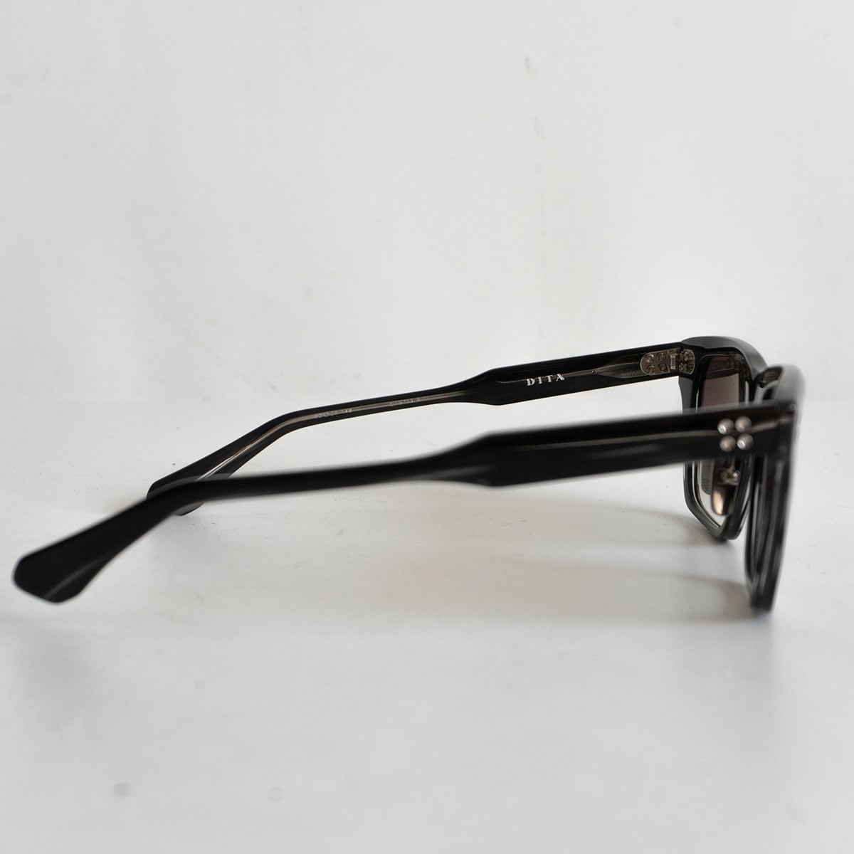 極美品】 DITA 【THAVOS DTS713-A-01】 ディータ サングラス 26030560