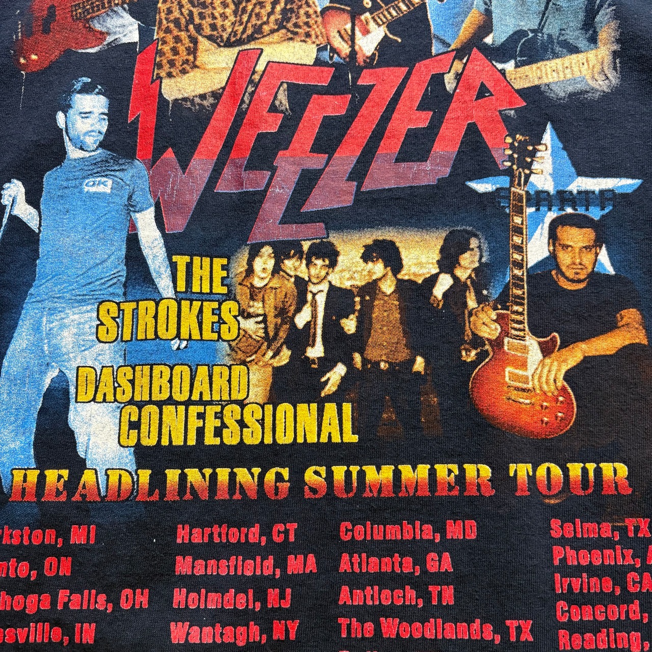 vintage 2002’s WEEZER music tour tee