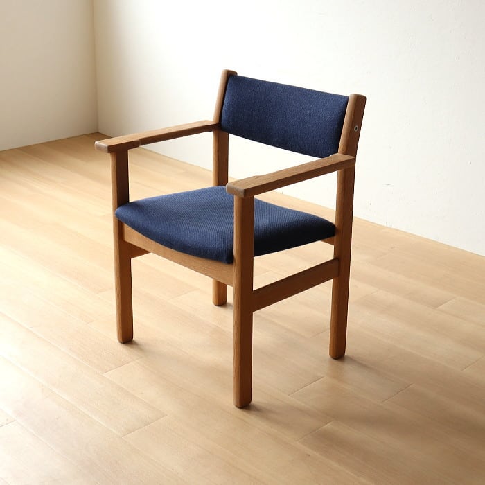 Hans J.Wegner ハンス・J・ウェグナー アームチェア 青 Hans J.Wegner ハンス・J・ウェグナー アームチェア 青 | RENOKA