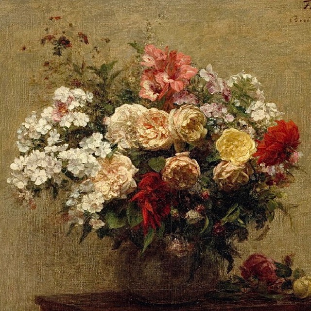 揺れる薔薇のネックレス