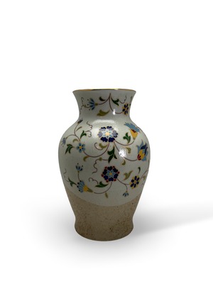 ヴィンテージ雑貨 花柄陶器花瓶（金彩縁取り・和洋折衷デザイン）