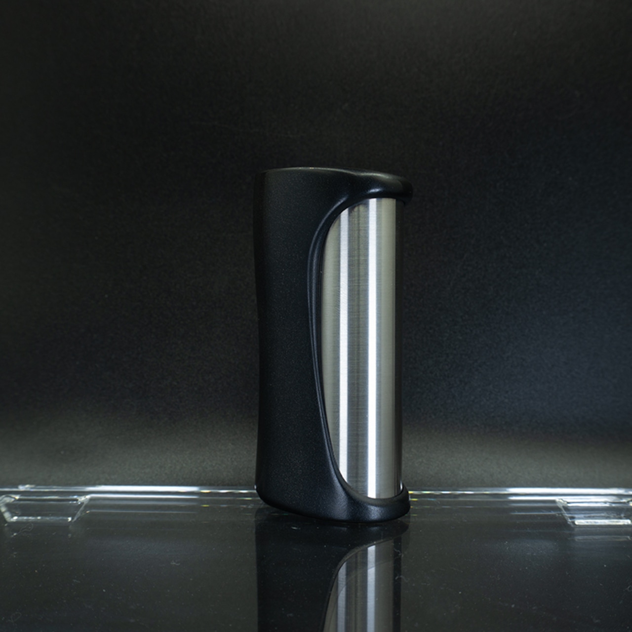 Stratum V7D Aerodynamic BK Matt by Stratum