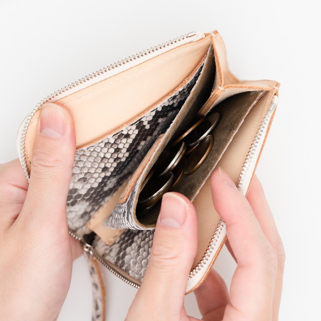 マチ付き Ｌ字ファスナー財布 【白ヌメ×ヘビ革】  〜Hide series(ハイドシリーズ) HS02NA〜