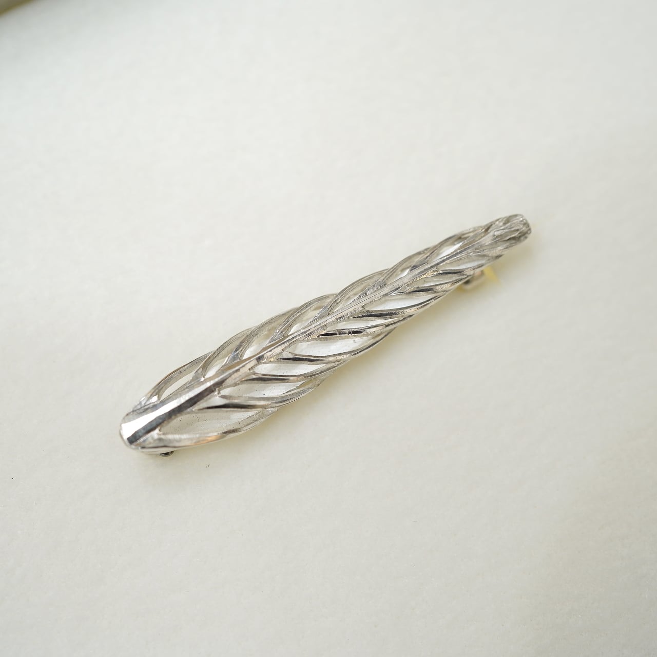 akihama 立体ボーンフェザーブローチ シルバー950