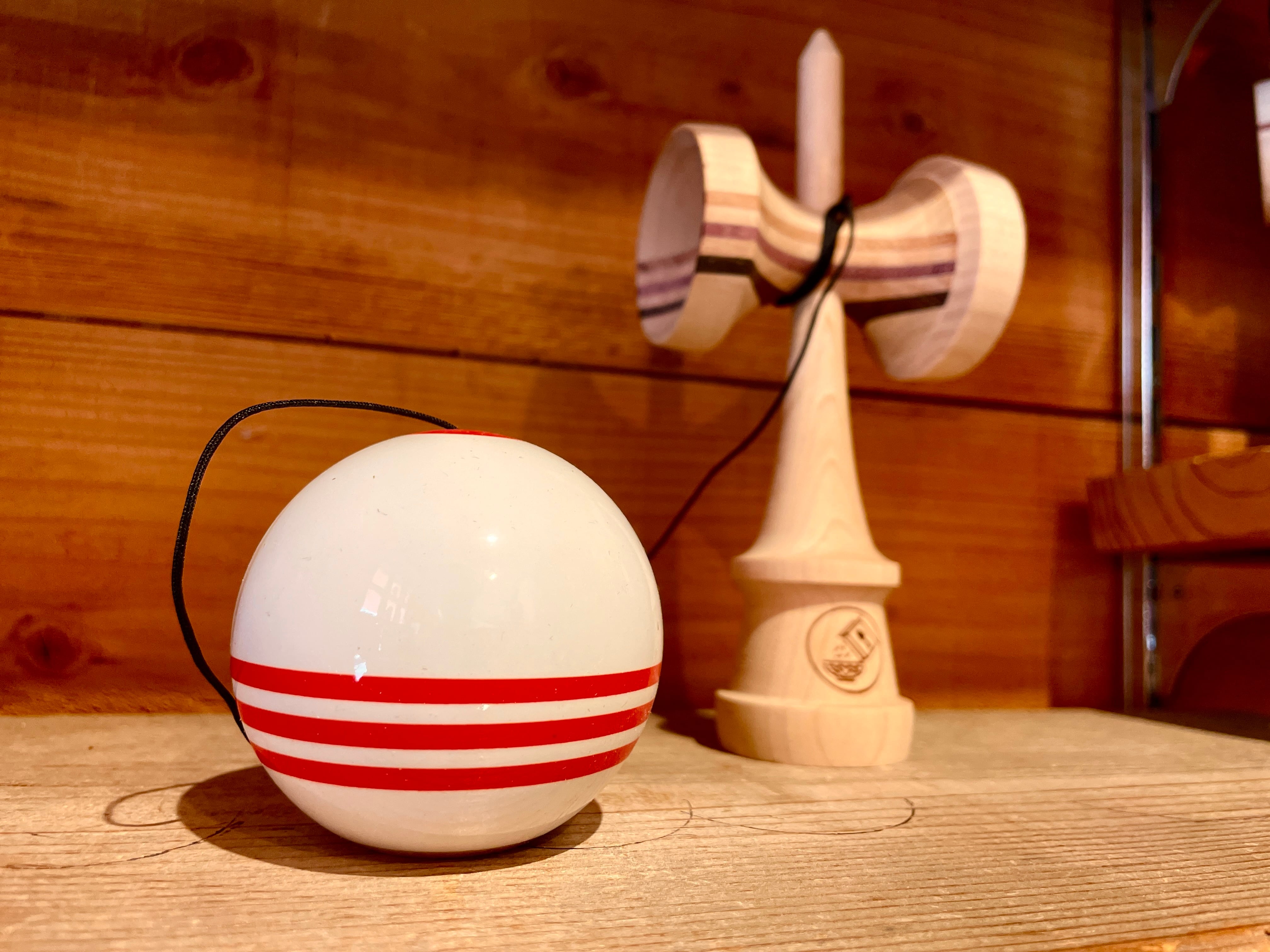 Cereal kendama KWC RED Ascent Shape けん玉 | MERSYS