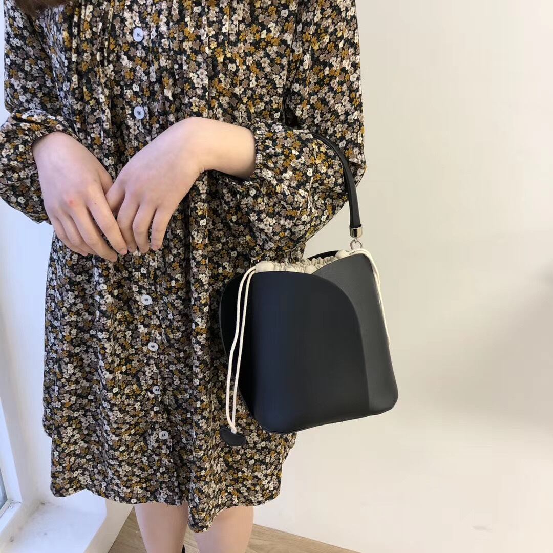 ドロストミニバッグ