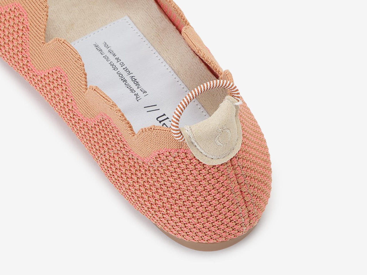 scallop pattern / PINK & CAMEL