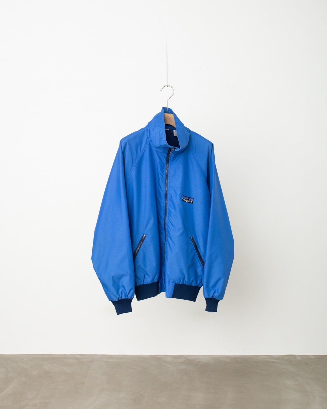 TOKYO DISNEY SEA 東京ディズニーシー スタッフ ブルゾン ジャンパー