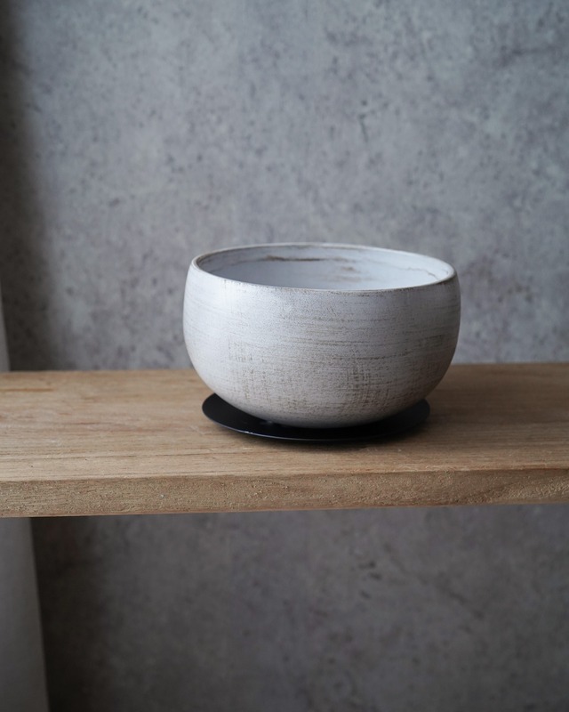 陶器植木鉢　ジュラグレイ　Φ18cm（底穴あり）
