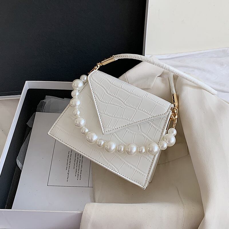 ネットセレブショルダースモールバッグメスバッグ2020夏ニュートレンディファッションワイルドインメッセンジャーバッグレディーススモールスクエアバッグ 手作りハンドバック430700622