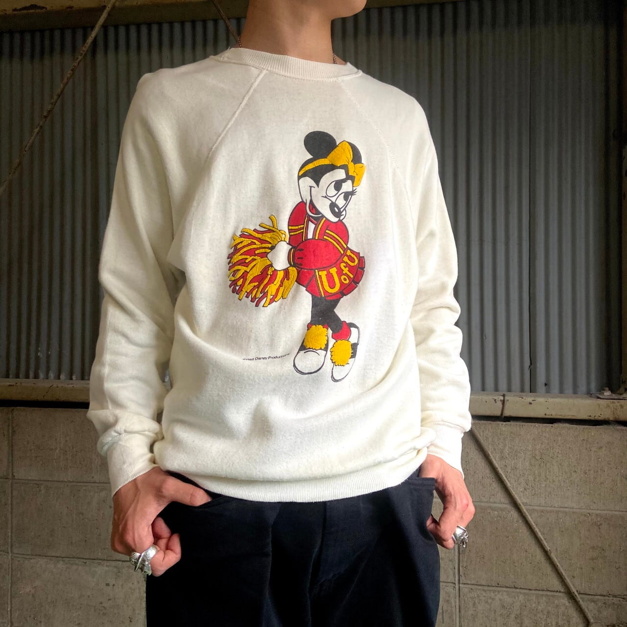 80年代 ディズニー ミニーマウス 発泡プリント キャラクタースウェット メンズm相当 レディースl相当 古着 Minnie Mouse Usa製 80s ビンテージ ヴィンテージ Disney トレーナー オフホワイト 生成り スウェット Al2109 Cave 古着屋 公式 古着 通販サイト