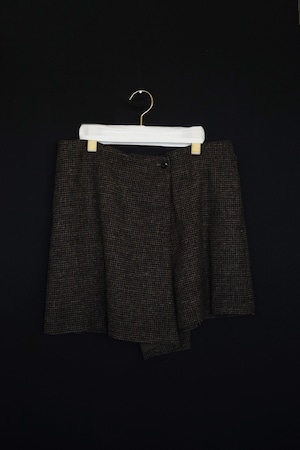 jun mikami - tweed wrap short