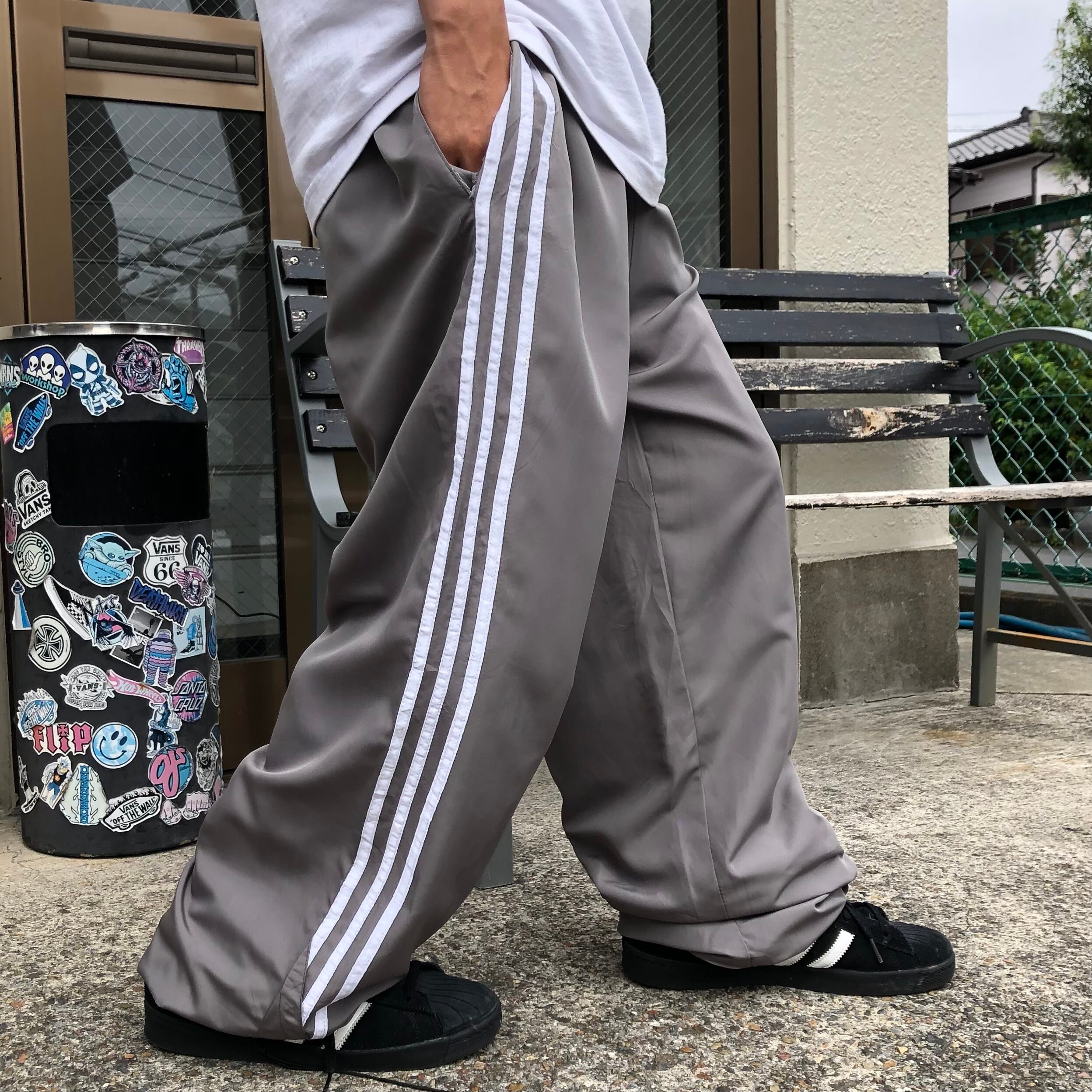 88266870_4