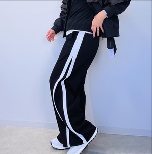 ミカーレミカーレ MICALLEMICALLE サイドラインパンツ