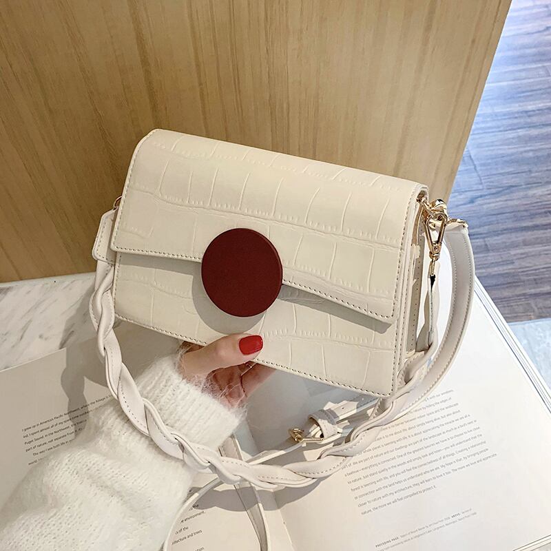 香港スタイルのレトロなレディーススモールバッグ2020人気の新しい流行のファッションワイルドワンショルダー脇の下バッグネットレッドメッセンジャーバッグ Tiancai_Wing_Bag47926807797