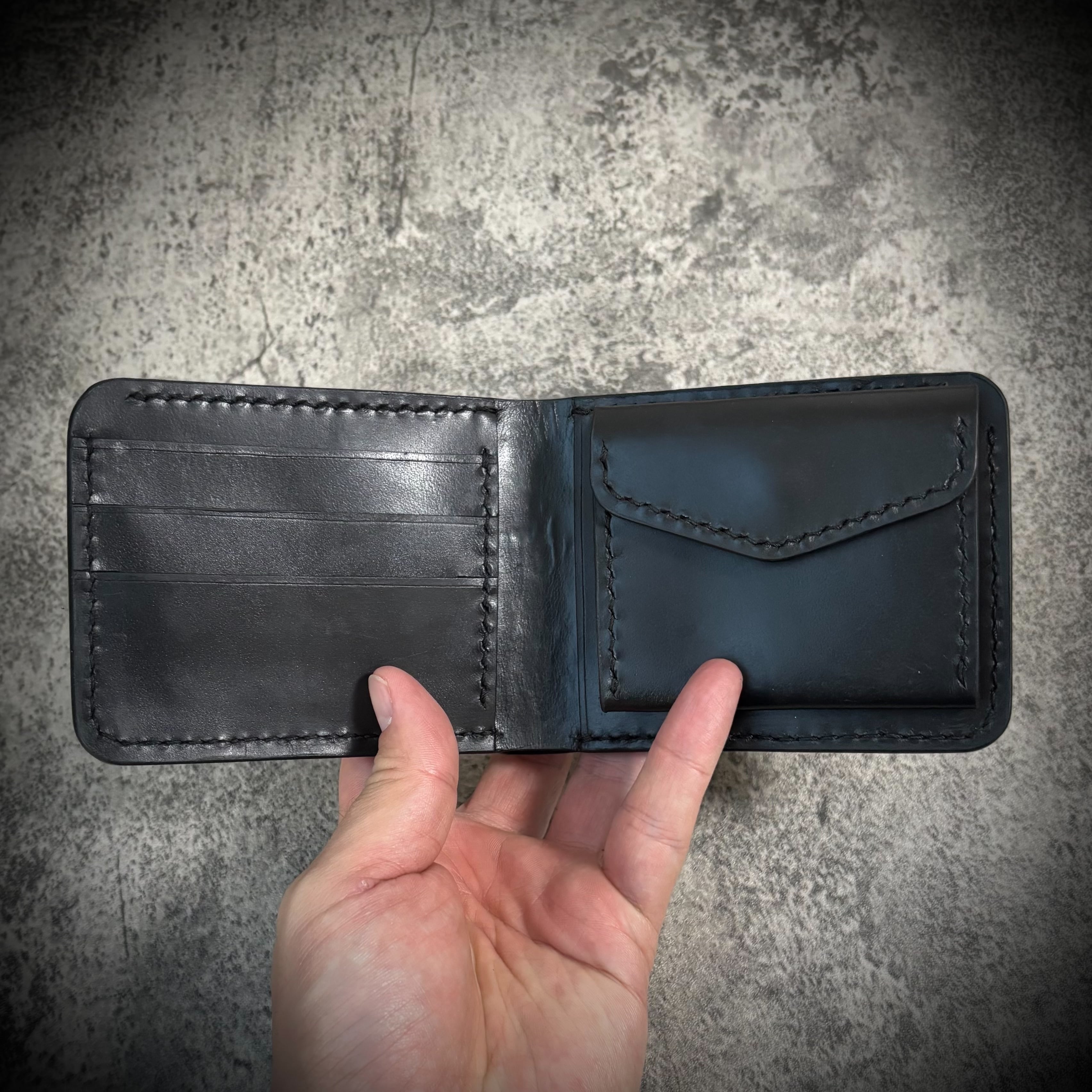【本革】手縫 二つ折り財布 コンパクト レザーウォレット ハンドメイド 経年変化 経年変化を愉しむ 国産高級レザー 二つ折り短財布 本革 栃木レザー