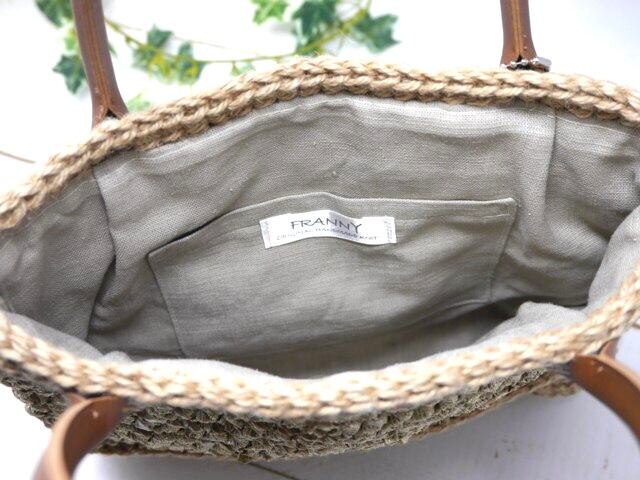 ハンドメイド　berryrunrunrunベージュのプランプバッグ小サイズ ベージュ 夏 ペーパー ロープ 紙製 人気リュック かぎ針 編み