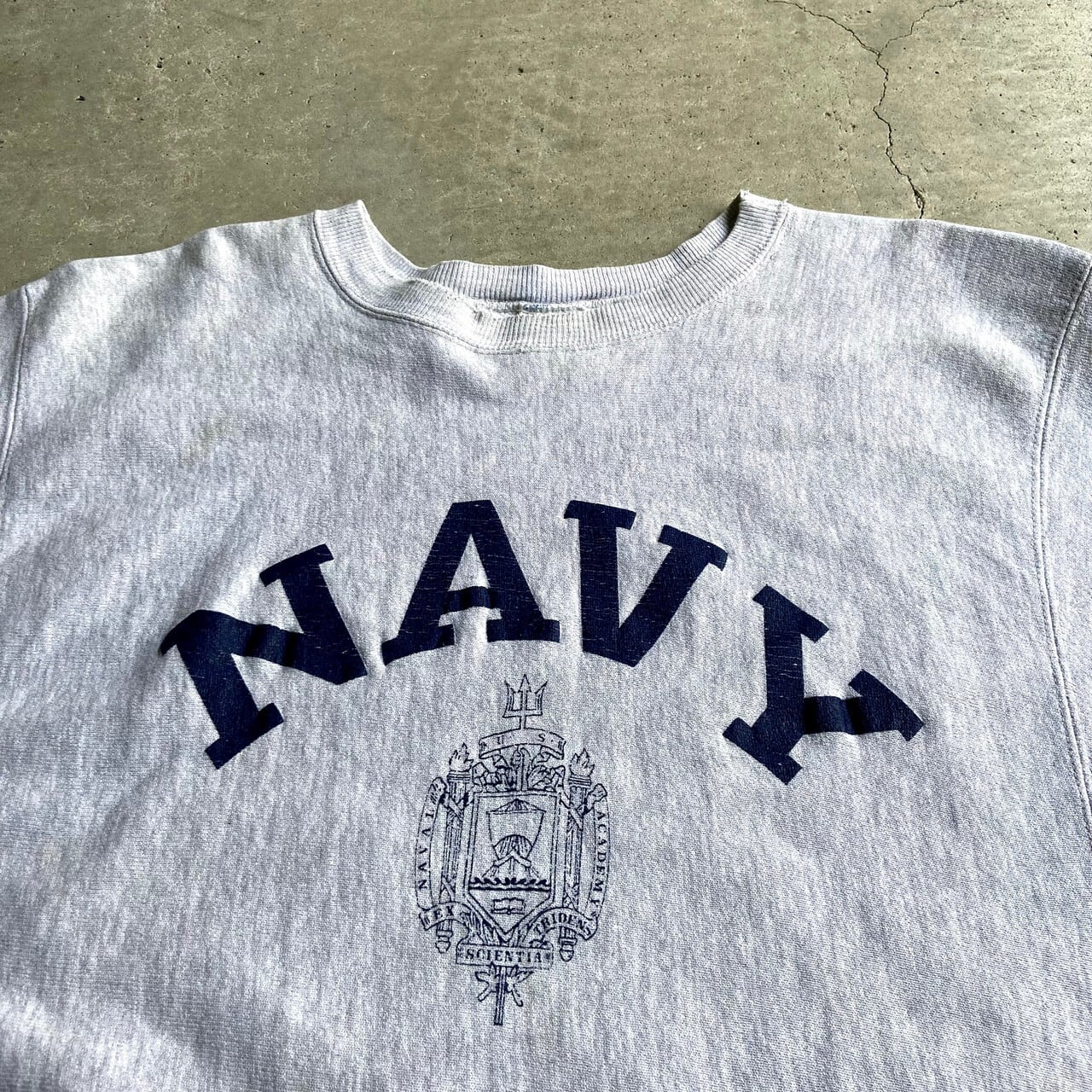 90年代 チャンピオン 刺繍タグ NAVY ロゴプリント リバースウィーブ メンズXL 古着 USA製 Champion REVERSE WEAVE  90S ビンテージ ヴィンテージ スウェット トレーナー ライトグレー 灰色【スウェット】【VTG】 | cave 古着屋【公式】古着通販サイト