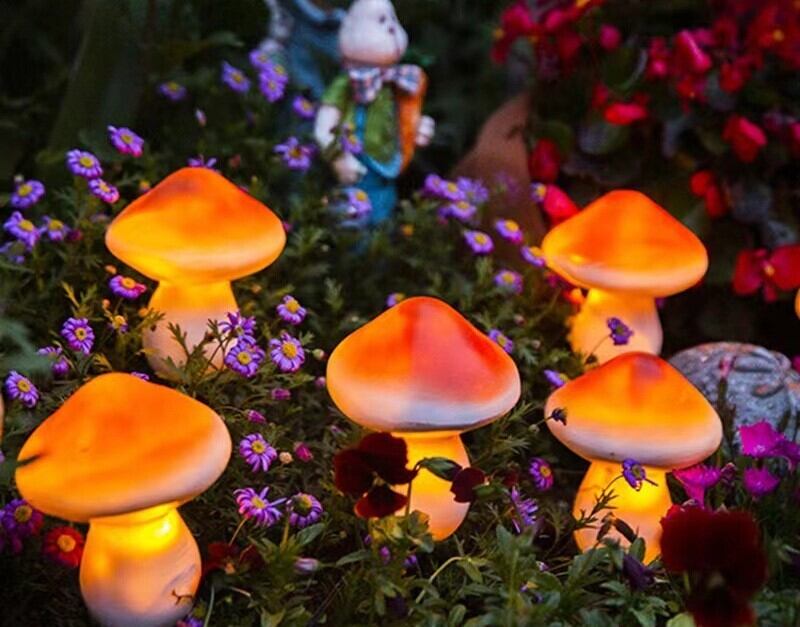 ガーデンライト キノコ型 3個セット ソーラーライト 装飾品 アート