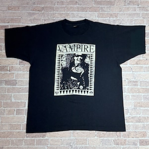 1990'S VAMPIRE T-SHIRT