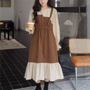 【送料無料】 ロングワンピ 長袖 Uネック Aライン フレア 薄手生地 可愛い 大人可愛い きれいめ シンプル カジュアル コンサバ おしゃれ こなれ感 フェミニン 無地 秋 レディース 女性用 ママ 20代 30代 40代 デート お出かけ 女子会 お呼ばれ 休日 お茶会 授業参観 普段使い ファッション コーデ スタイル 楽ちん 体型カバー 定番 着痩せ ブラウン くすみカラー 大人カラー ベイクドカラー バイカラー サロペット風 重ね着風 レイヤードコーデ 秋カラー ニュアンスカラー