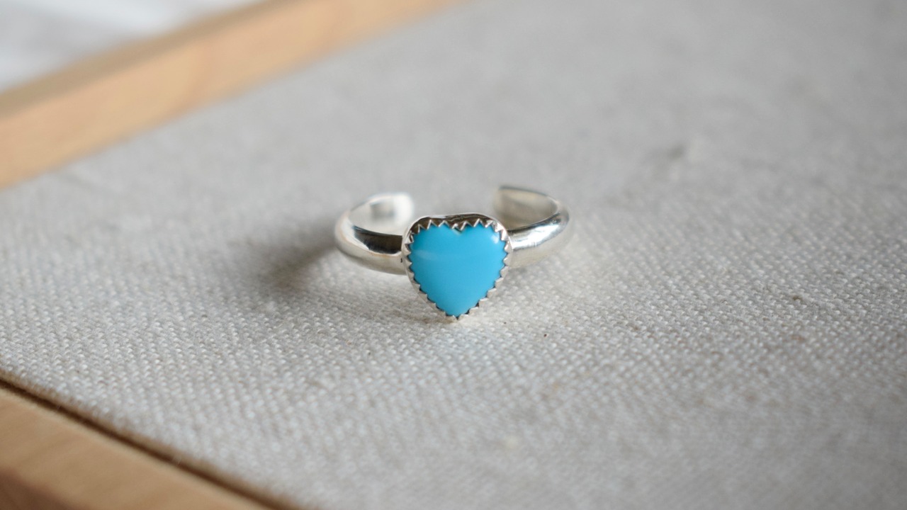 Sleeping Beauty  heart turquoise ring / cuff ring 《silver925》【受注製作】