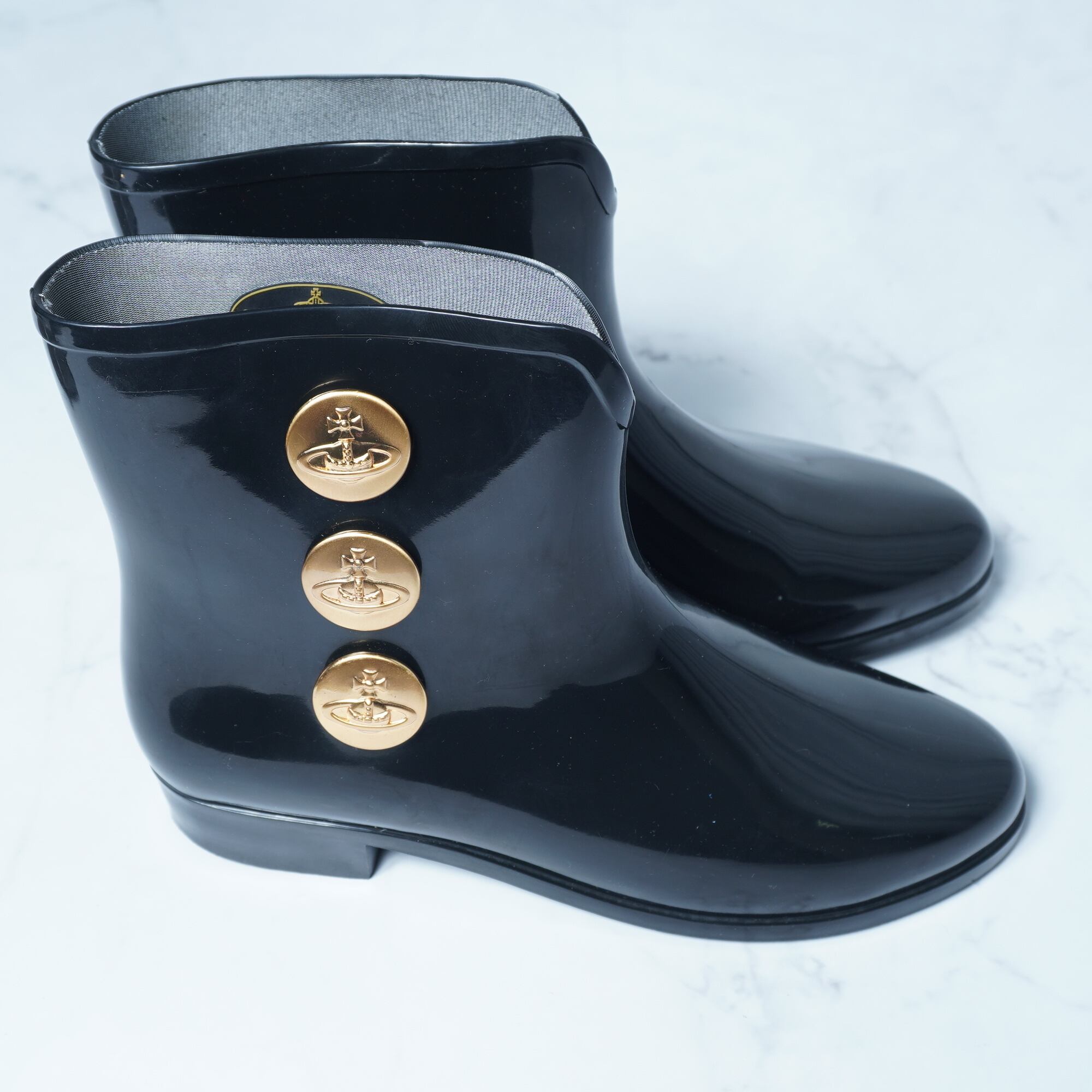 Vivienne Westwood】ヴィヴィアンウエストウッド×Melissa ロゴ金ボタン