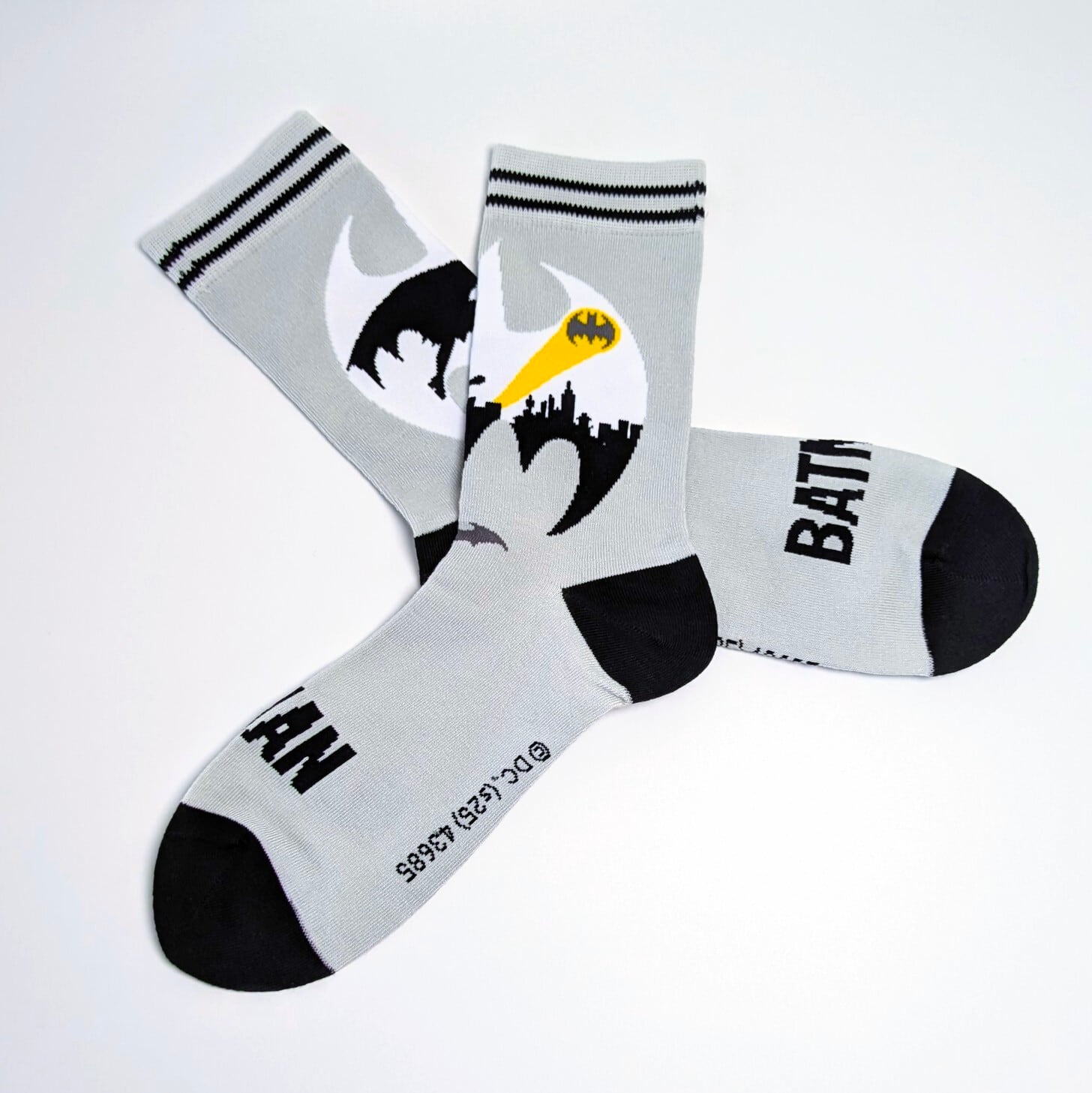 ♧【 crew socks / クルーソックス 】BATMAN ( バットマン )  バットシグナル / 靴下 / ソックス〚アメリカン雑貨 アメトイ〛