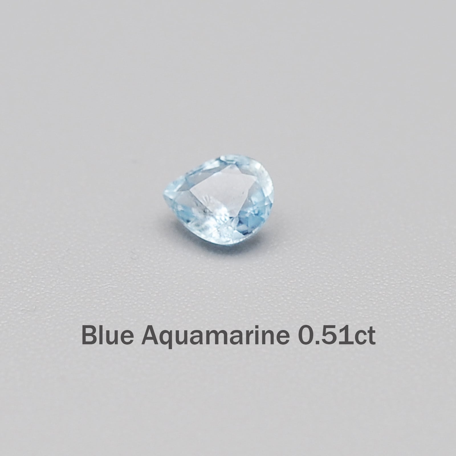 天然非加熱】アクアマリン 0.51ct／ペアシェイプ／SI1クラリティ