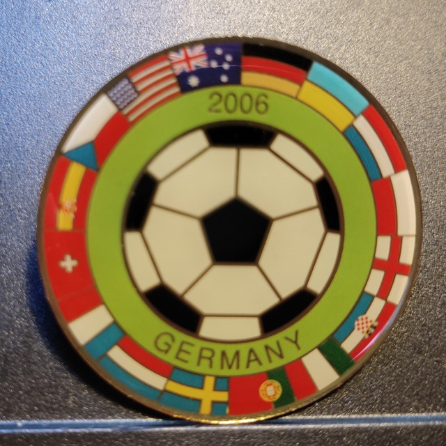 ワールドカップ2006　ドイツ　サッカー ピンバッジ