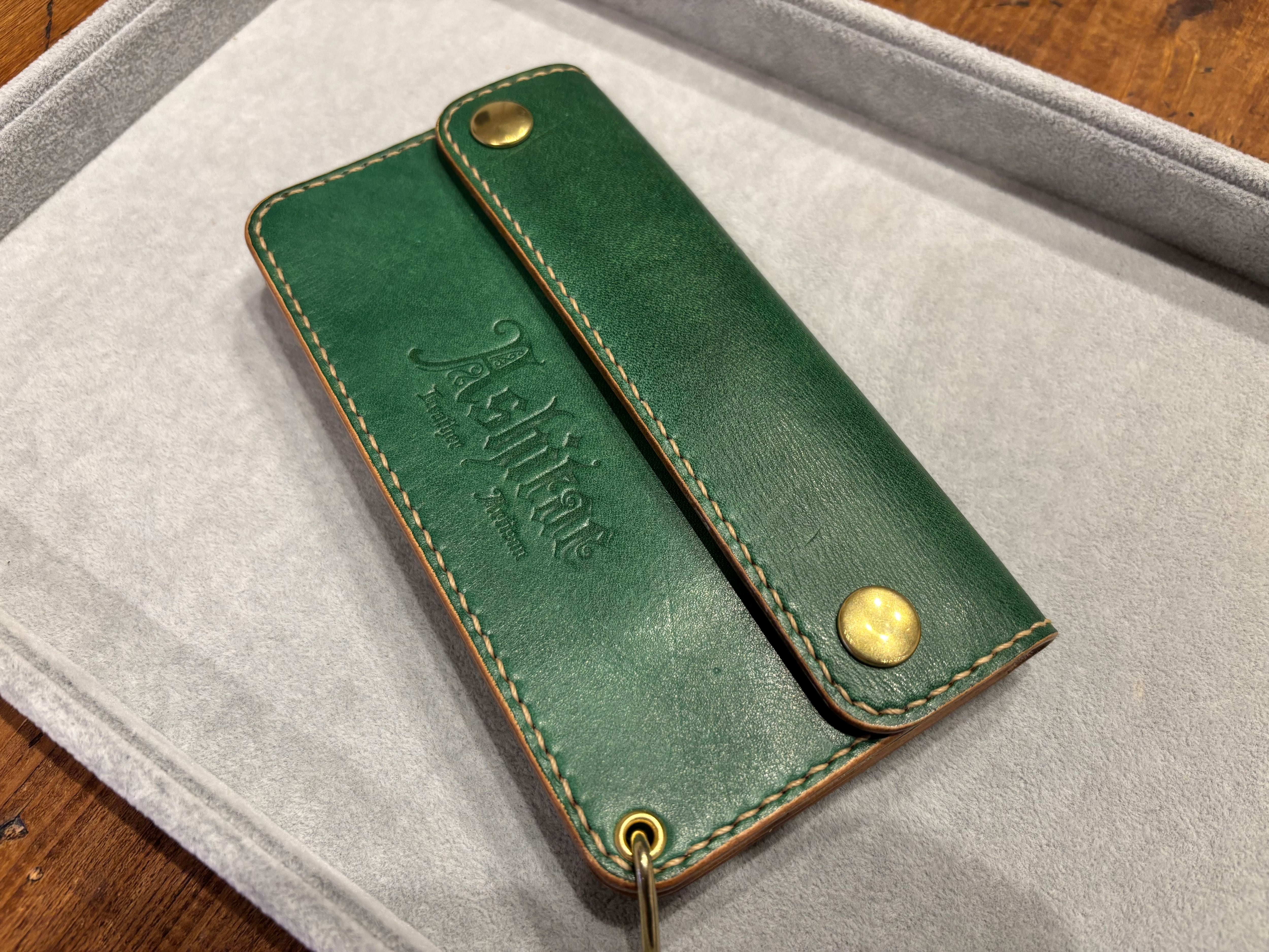 受注生産】MARYAMホースバットミドルトラッカーウォレット2層【MTW-00