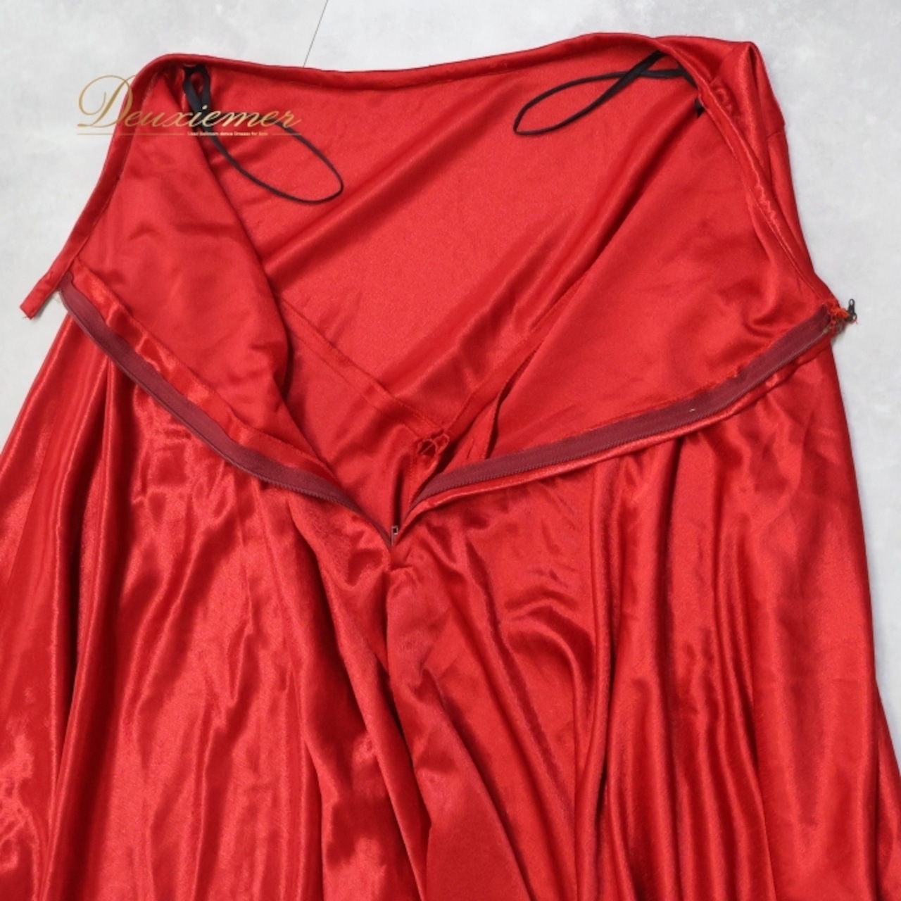 フラメンコ 衣装 ファルダ スカート 赤 レッスン 軽い 薄い フリル 発表会 ペチコート 重ね着 高級感 綺麗 レッド系 光沢感 ベルベット スカートファルダ ロングスカート 大人用 ダンス衣装 レディース