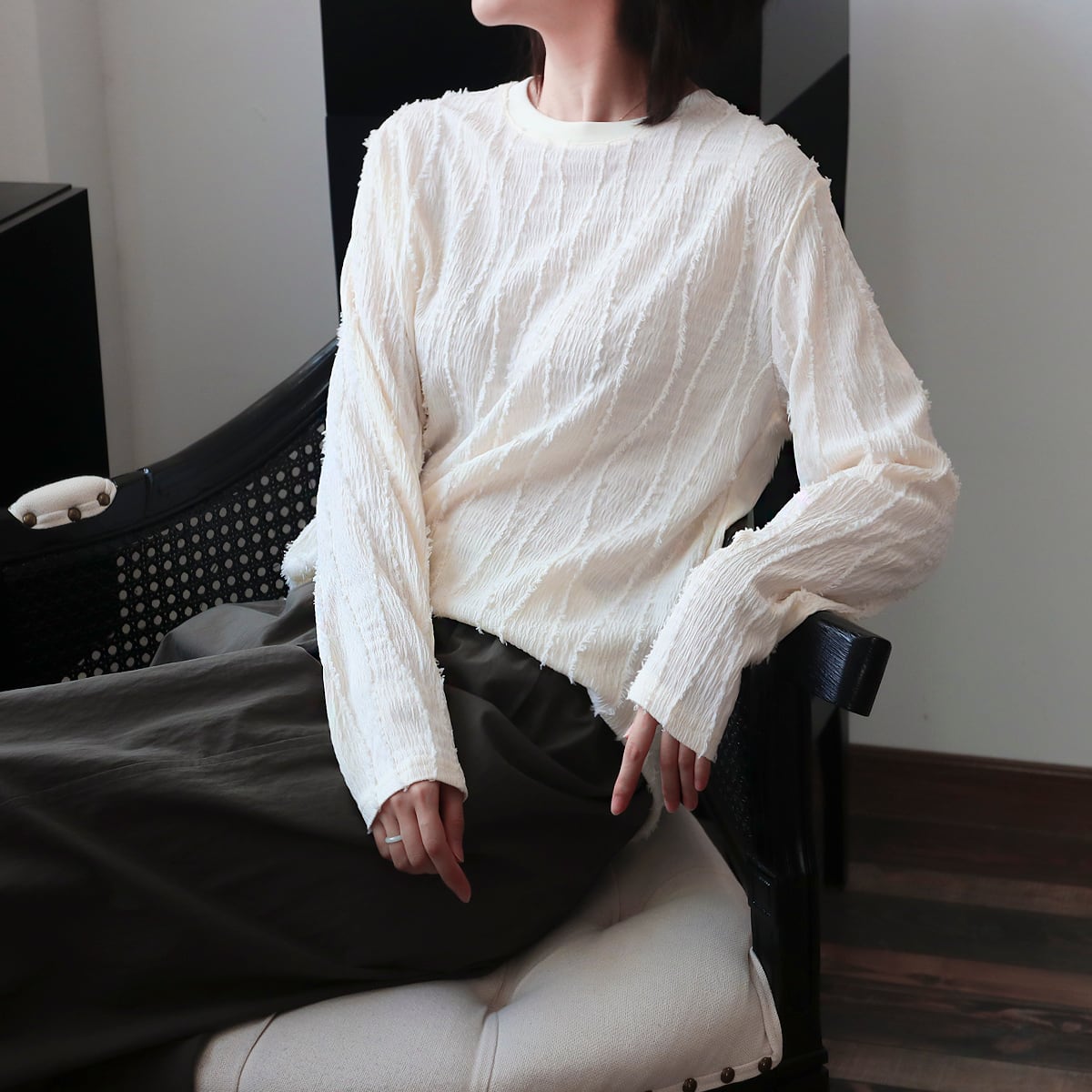 Fringe design long sleeve shirt in 2 colors S385