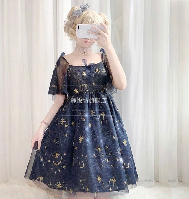 春 夏 秋 冬 レディース ワンピース オールシーズン ネイビー ホワイト 2カラー 星柄 宇宙 ゆめかわ 原宿系 双子コーデ おそろい デート おでかけ クリスマス 膝丈 膝上 イベント コスプレ ゴスロリ ゴシック ロリータ Yn 9 66 Laturecute