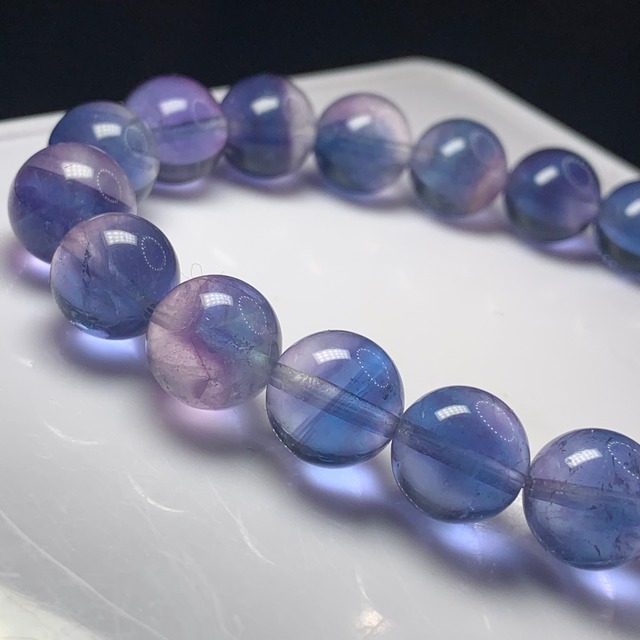 07.幻想的な色合いグラデーションフローライトブレスレット