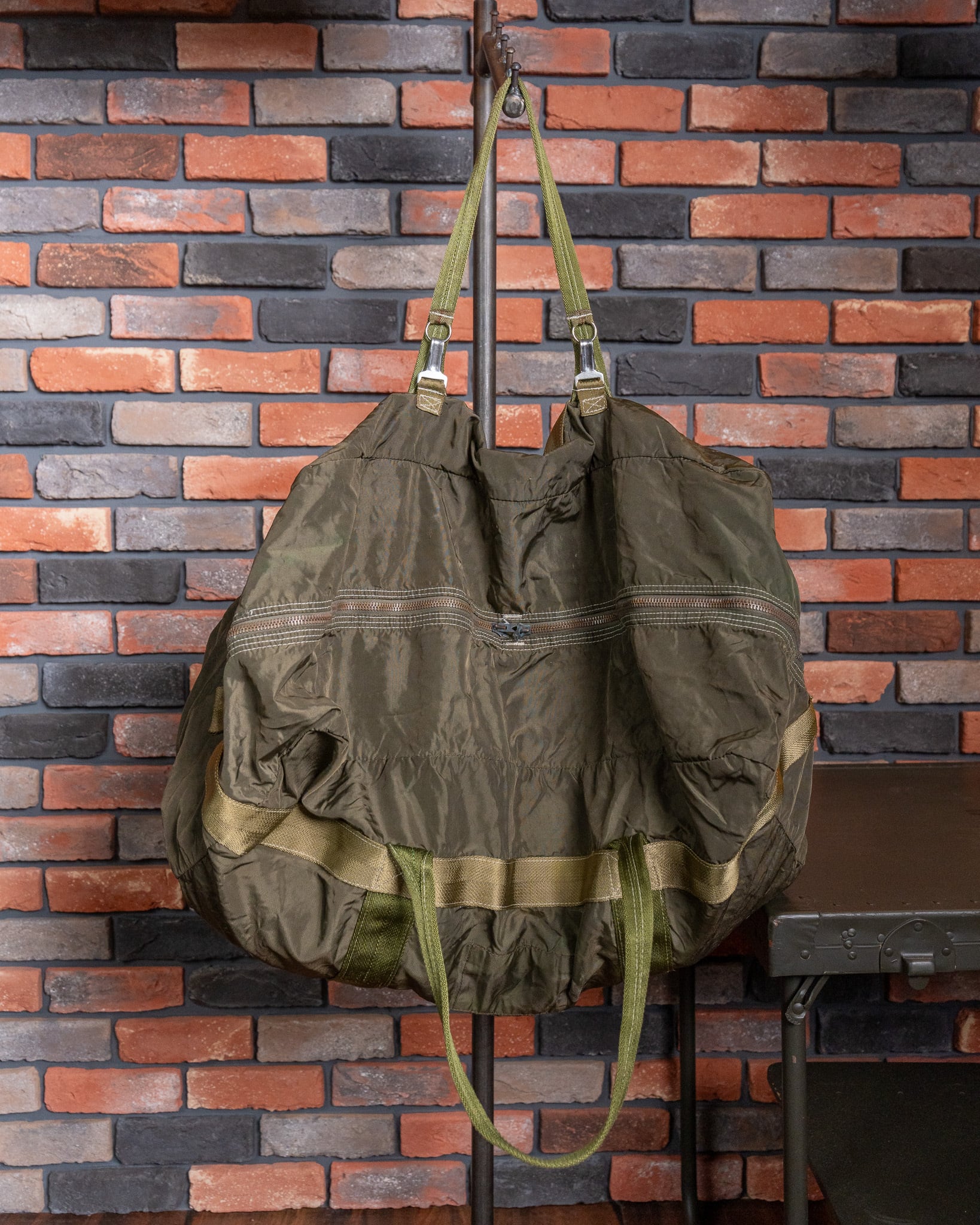 French Air Force 80-90s Paratrooper Bag 65L フランス空軍
