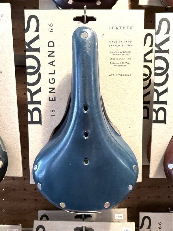 BROOKS 