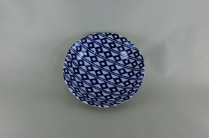 藍小紋伝統柄シリーズ　中鉢（四ツ目格子）