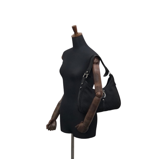 Salvatore Ferragamo サルヴァトーレ フェラガモ ショルダーバッグ ブラック ガンチーニ キャンバス ワンショルダー vintage ヴィンテージ オールド fxsbuf