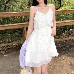 レディース スカート ワンピース サスペンダードレス ミニスカート ミニ 膝上 シフォン 透け感 薄手 かわいい 大人可愛い きれいめ シンプル カジュアル 上品 おしゃれ かっこいい レトロ こなれ感 ラフ ガーリー ルーズ 個性的 エレガント モダン 主役級 存在感 とろみ感 抜け感 ラブリー キュート ロマンティック ナチュラル 花柄 フラワー 夏 デート お出かけ リゾート 旅行 休日 バカンス ショッピング カフェ コーデ 美脚 脚長 普段使い モテ 清楚 L XL 2XL 3XL 4XL ゆる