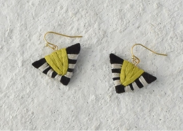 ✲再入荷✲　Zebra ピアス　by Lili